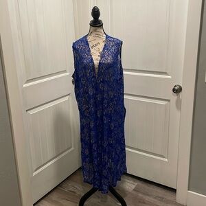 LuLaRoe Joy Blue and Gold Sleeveless Cardigan